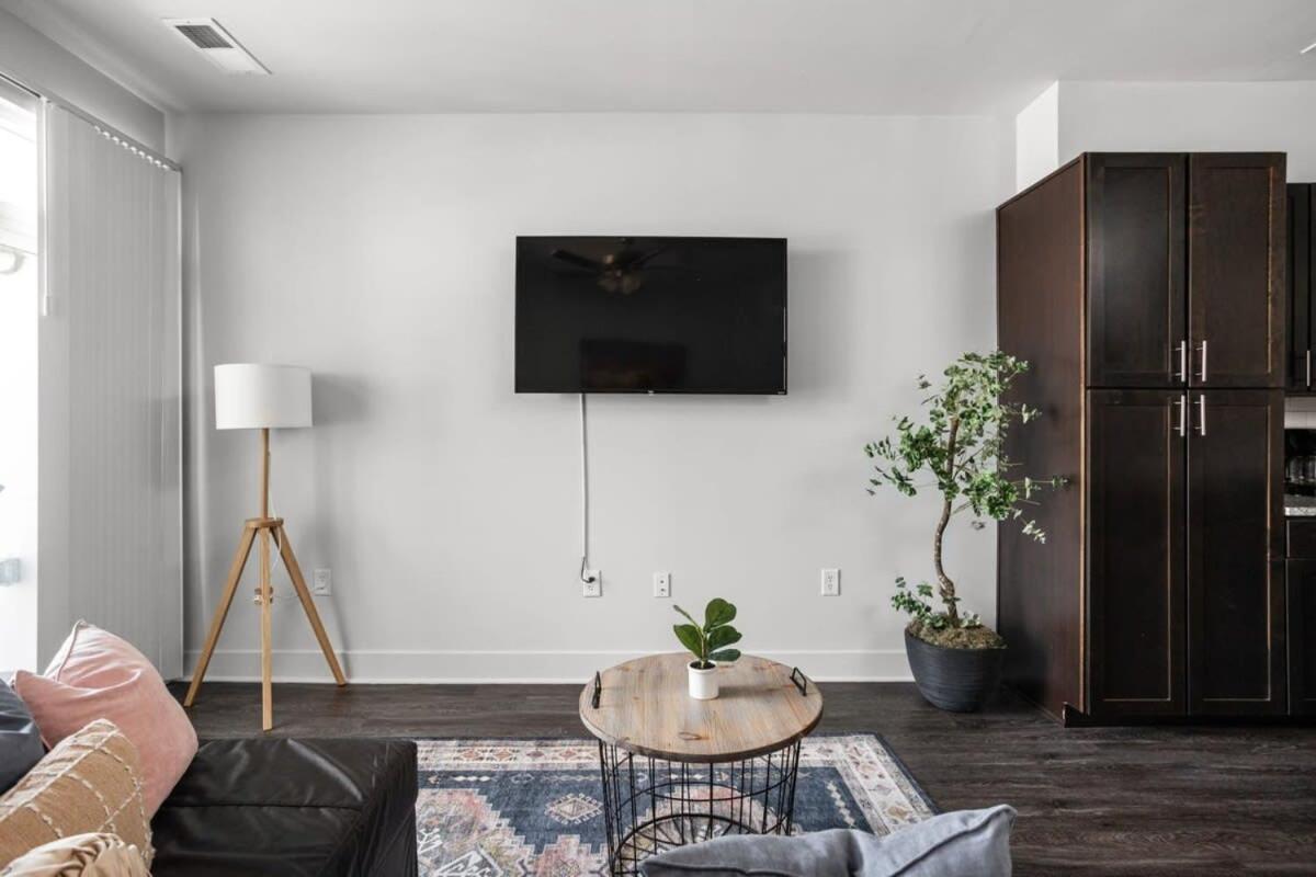 Cozysuites Spacious 2Br Next To Whole Foods อินเดียนาโพลิส ภายนอก รูปภาพ