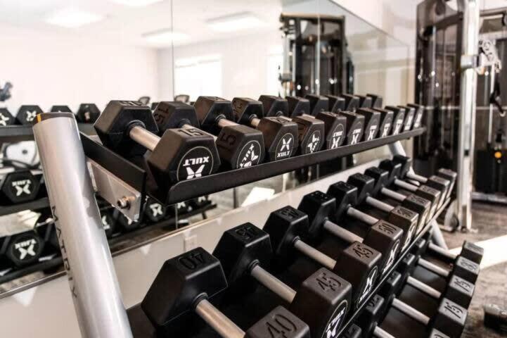 Cozysuites Spacious 2Br Next To Whole Foods อินเดียนาโพลิส ภายนอก รูปภาพ
